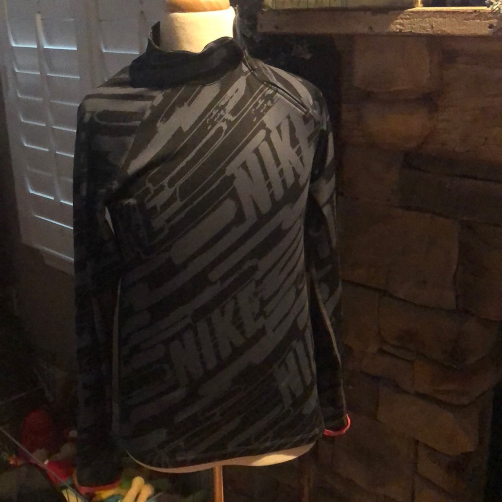 Nike Pro Pullover